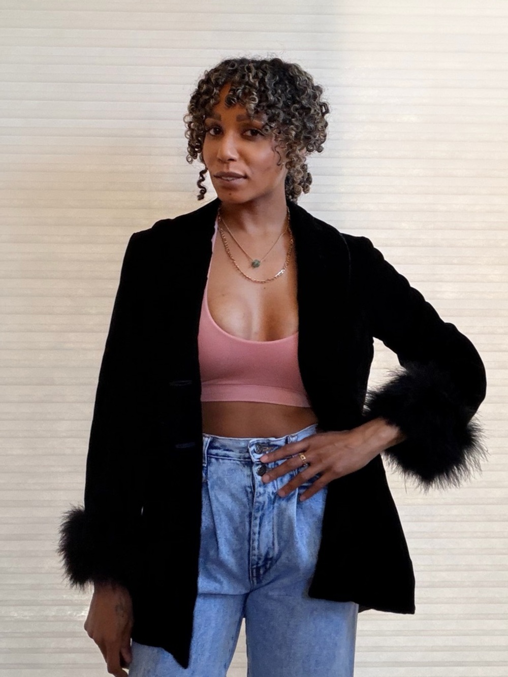 Vintage Themes Black Velvet Blazer | Faux Fur Cuff - Picture 4 of 13